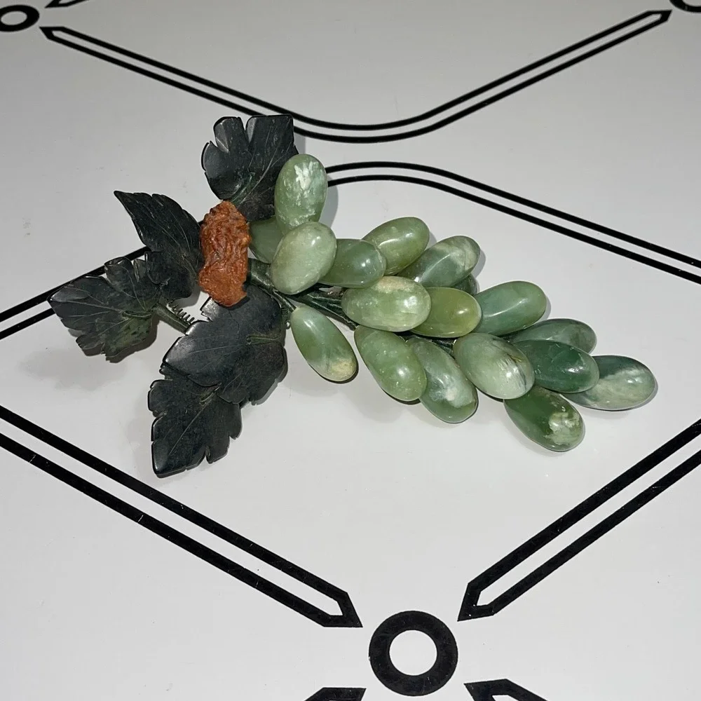 Chinese Green Stone Grapes w/ Carved Jade‎ Leaves Fruit MCM Midcentury VTG